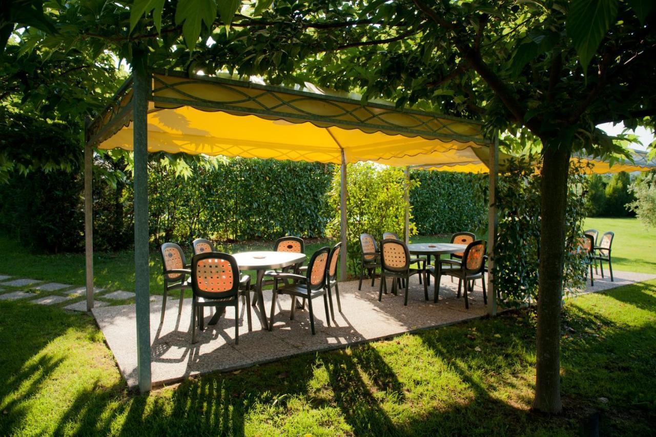 Agriturismo Casolare Lucchese Lukka Zewnętrze zdjęcie