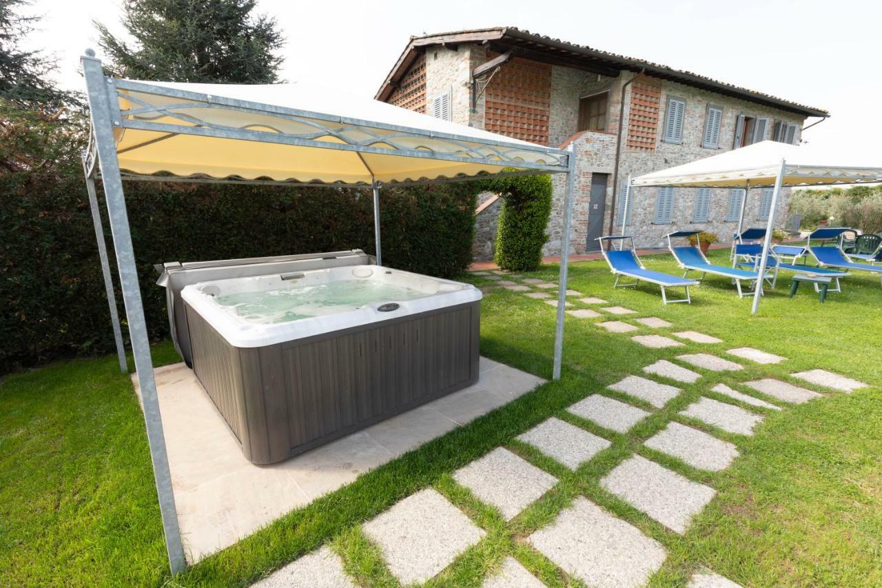 Agriturismo Casolare Lucchese Lukka Zewnętrze zdjęcie